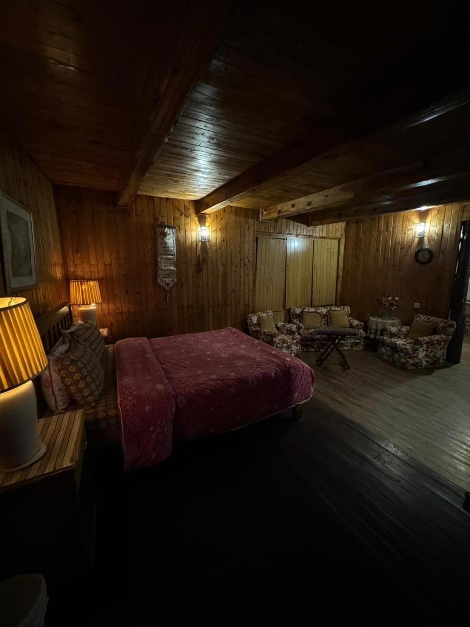 Pine Ridge Cottages Nathia Gali Esterno foto
